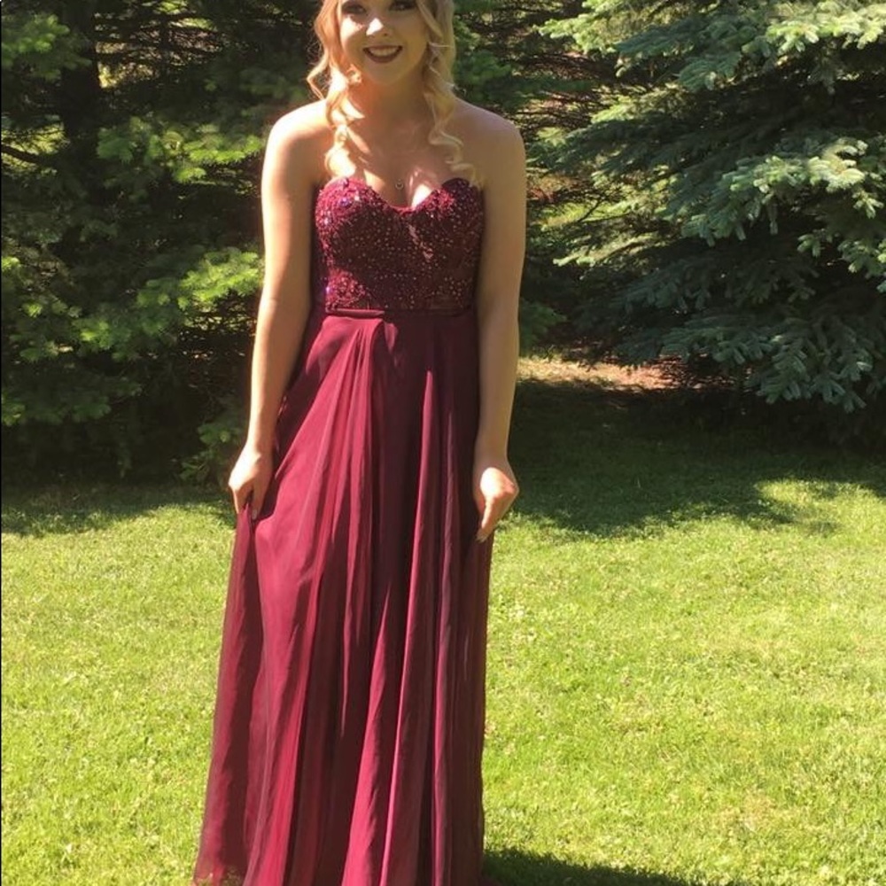 Prom dress - Strapless